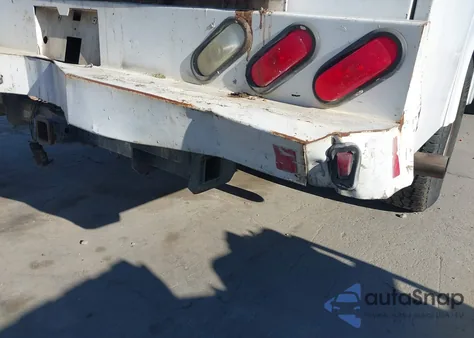 2006 Ford F-350 Chassis Lariat/Xl/Xlt from USA, damaged, VIN 1FDSW34P76ED36218